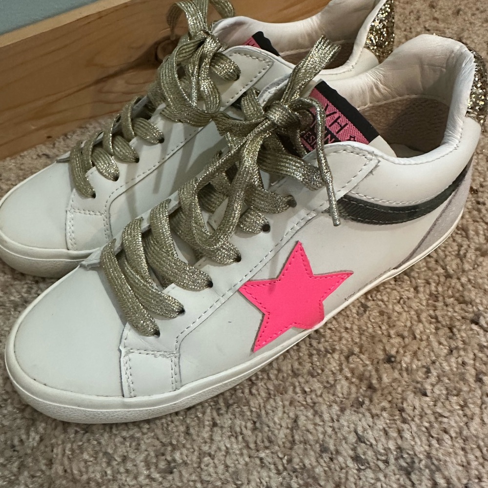Vintage Havana White Sneakers with Pink Star and Gold Accents